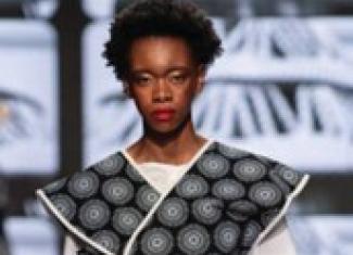Seshweshwe Print Dress-Shirt.