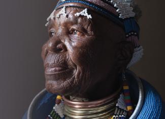 Dr Mahlangu