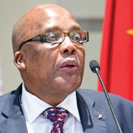 Aaron Motsoaledi