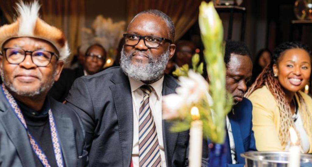 Acting Head of the Wits School of Governance Professor Themba Maseko (left) and Public Service and Administration Minister, Inkosi Mzamo Buthelezi (centre)