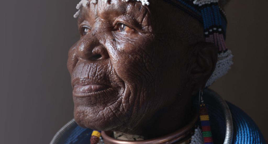 Dr Mahlangu